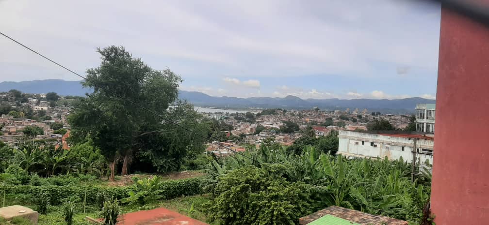 Santiago el domingo a la espera en las próximas horas del deterioro de las condiciones del tiempo debido al huracán Melissa / Miguel Amado Noa Menéndez